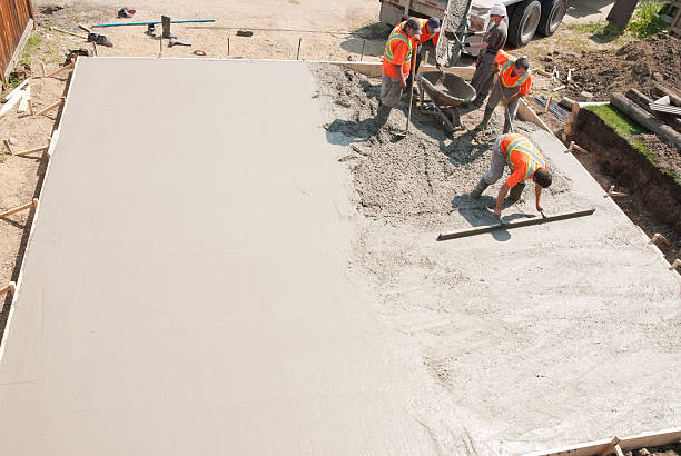 Best Affordable Concrete Services  in Hawarden, IA